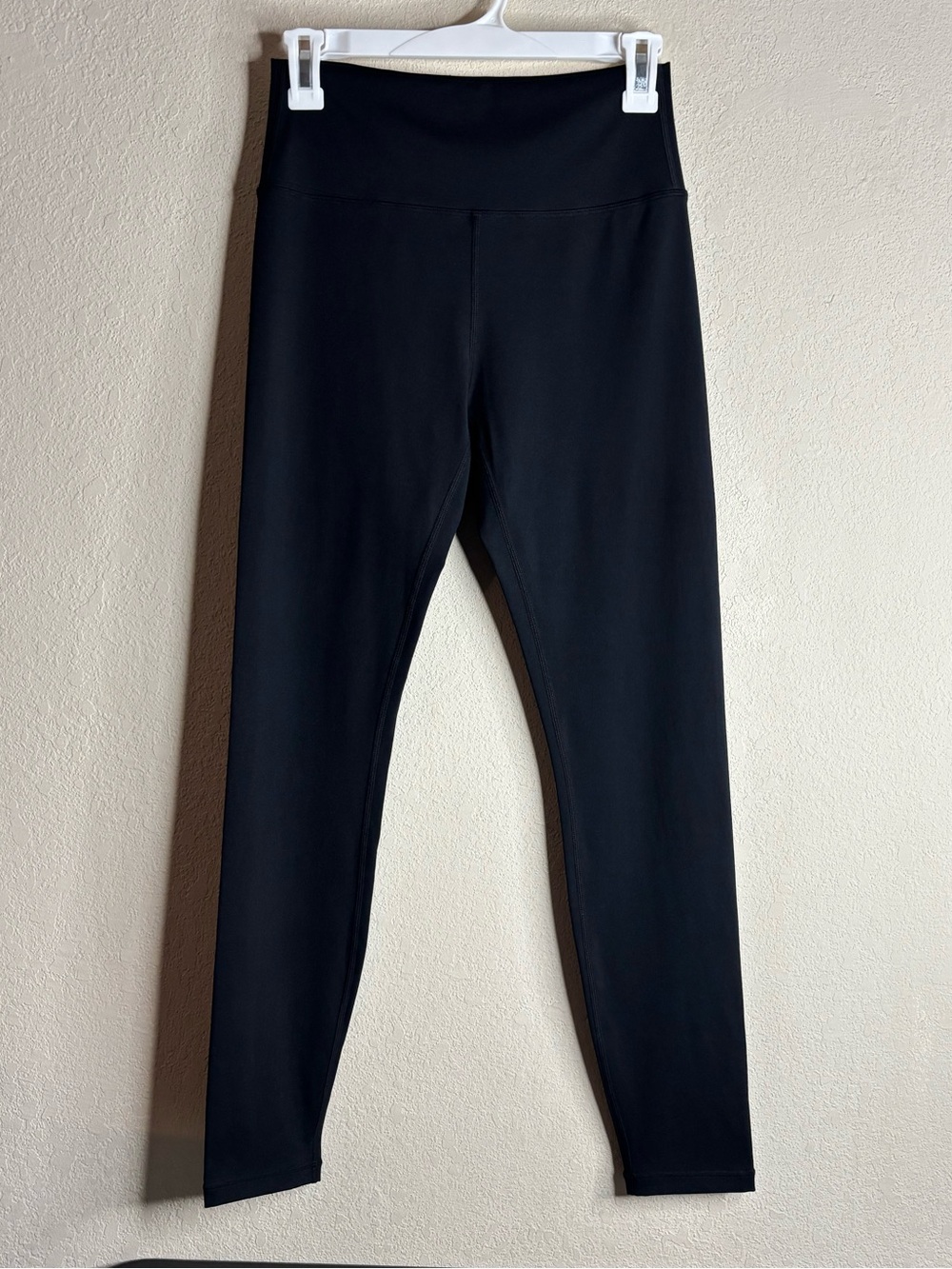 ZYIA Active Black Performance high rise  Leggings size medium (8-10)